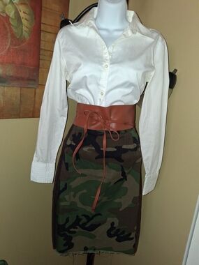 Women's Camo Pencil Skirt with Brown Waist Belt